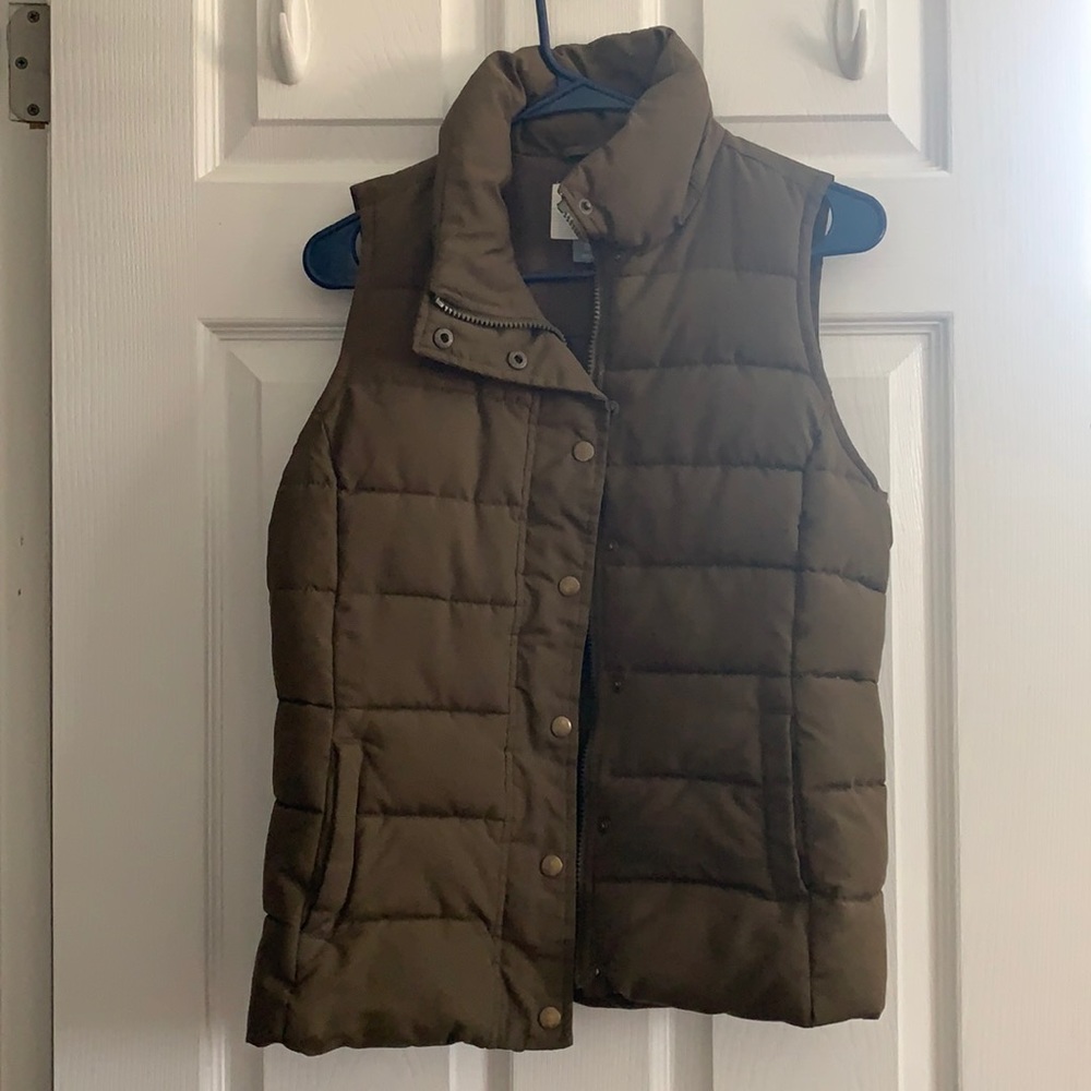 Green puff vest